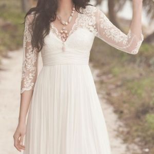 Boho wedding dress. Size XL, D cup. Slightly above knee length. Brand new
